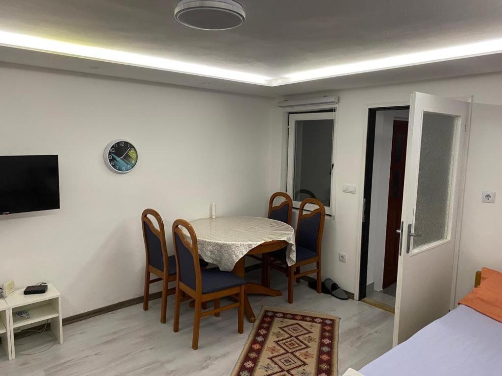 Apartman White River 塞拉耶佛 外观 照片